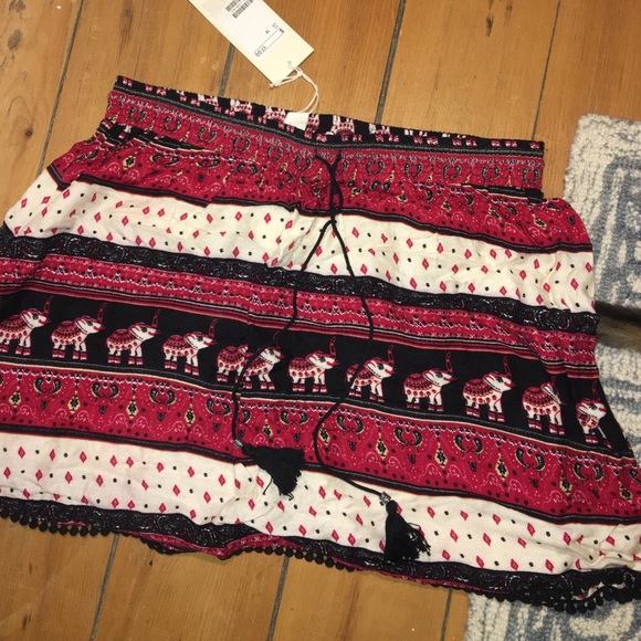 Skirt - Picture 1 of 3